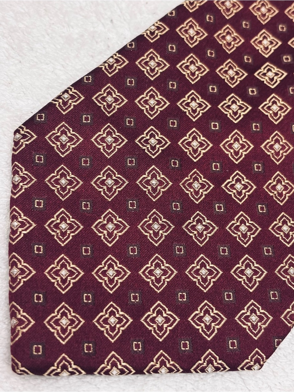 Brand New Stylish Custom Tie By Anything But Monday - Tie Width Is 3 3/4 Inches